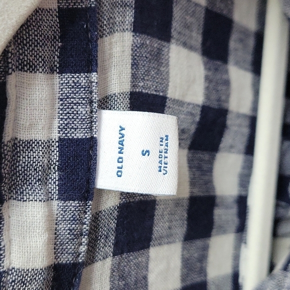 Old Navy Size Small Short Sleeve Button-Down Shirt tie front - Picture 4 of 8